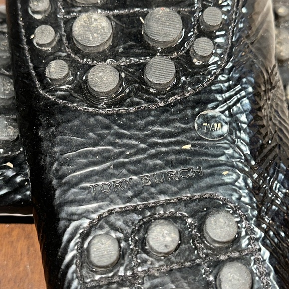 Tori Burch black patent leather driving moccasins/loafers. Size 7.5 - Picture 5 of 6